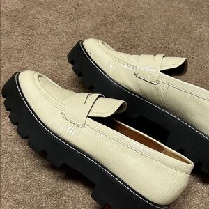 Franco Sarto Cream Loafers with Black Sole